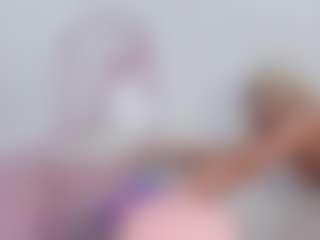 CataleyaBianchi's Live Sex Cam Show