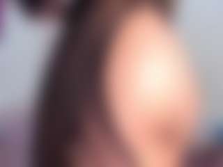 CataleyaBianchi's Live Sex Cam Show