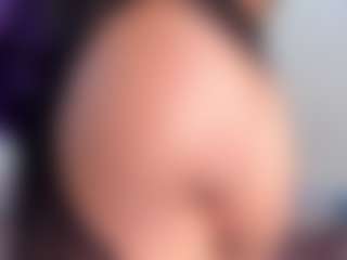 CataleyaBianchi's Live Sex Cam Show