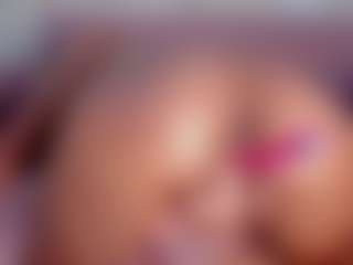 CataleyaBianchi's Live Sex Cam Show