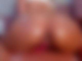 CataleyaBianchi's Live Sex Cam Show