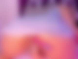 CataleyaBianchi's Live Sex Cam Show
