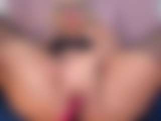 CataleyaBianchi's Live Sex Cam Show
