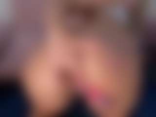 CataleyaBianchi's Live Sex Cam Show