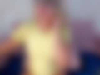 Live cam show with CataleyaBianchi - Shaved on Soda Cam