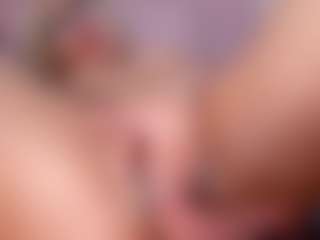 CataleyaBianchi's Live Sex Cam Show