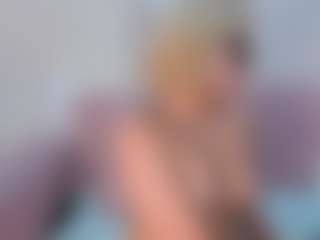 CataleyaBianchi's Live Sex Cam Show