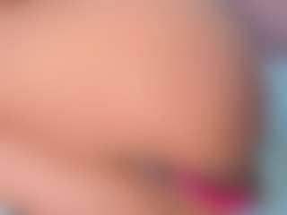 Live cam show with CataleyaBianchi - Sweet on Camsoda