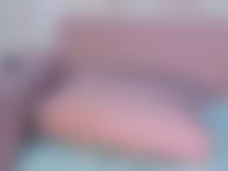 Live cam show with CataleyaBianchi - Shaved on AdultVida.com