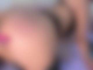 CataleyaBianchi's Live Sex Cam Show
