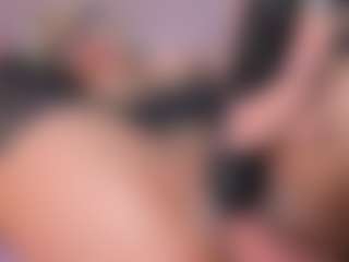 Live cam show with CataleyaBianchi - Pantyhose on SmokeAndPoke