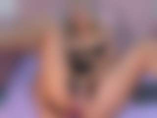 Live cam show with CataleyaBianchi - Moaning on hrnylive.com