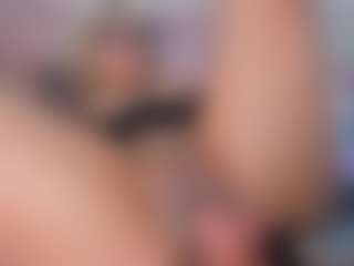 CataleyaBianchi's Live Sex Cam Show