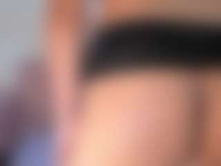 CataleyaBianchi's Live Sex Cam Show