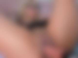 Live cam show with CataleyaBianchi - Striptease on Porn Luv