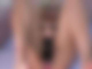 CataleyaBianchi's Live Sex Cam Show