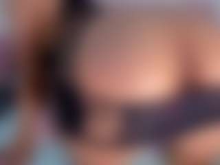 CataleyaBianchi's Live Sex Cam Show