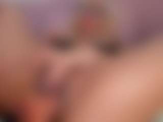 CataleyaBianchi's Live Sex Cam Show