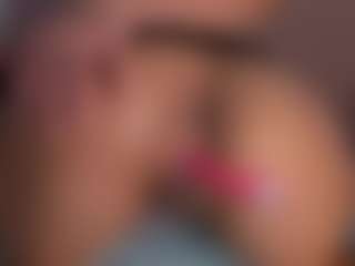 CataleyaBianchi's Live Sex Cam Show