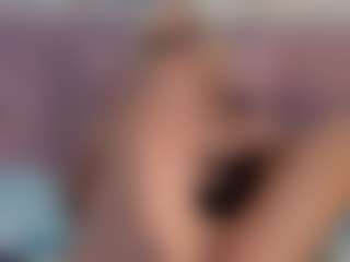 CataleyaBianchi's Live Sex Cam Show