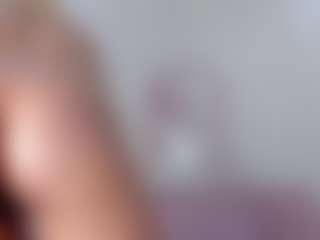 CataleyaBianchi's Live Sex Cam Show