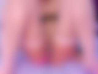 CataleyaBianchi's Live Sex Cam Show