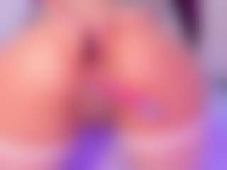 Live cam show with CataleyaBianchi - Fingerass on Gym Cam Girls