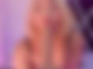 CataleyaBianchi's Live Sex Cam Show