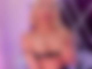CataleyaBianchi's Live Sex Cam Show