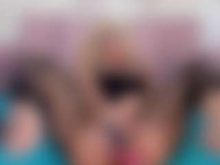 CataleyaBianchi's Live Sex Cam Show
