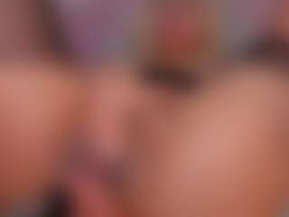 CataleyaBianchi's Live Sex Cam Show