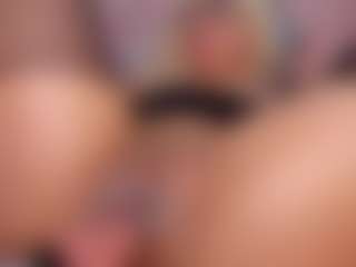 CataleyaBianchi's Live Sex Cam Show