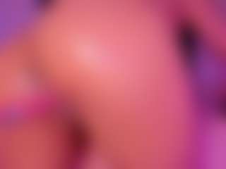 CataleyaBianchi's Live Sex Cam Show