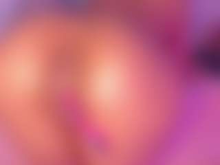 CataleyaBianchi's Live Sex Cam Show