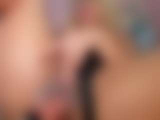 CataleyaBianchi's Live Sex Cam Show