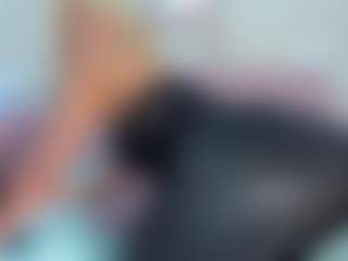 CataleyaBianchi's Live Sex Cam Show