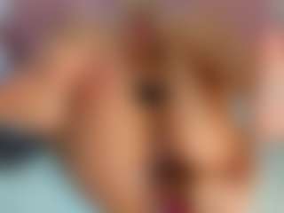Live cam show with CataleyaBianchi - Lovense on Dolls Live