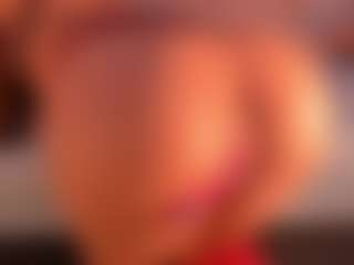 CataleyaBianchi's Live Sex Cam Show