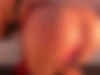 CataleyaBianchi's Live Sex Cam Show