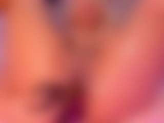 CataleyaBianchi's Live Sex Cam Show