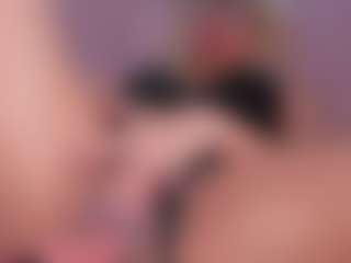 CataleyaBianchi's Live Sex Cam Show