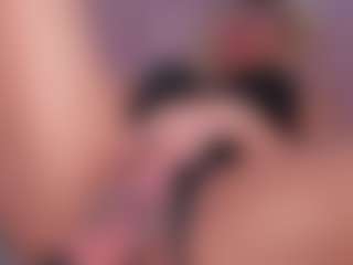 CataleyaBianchi's Live Sex Cam Show