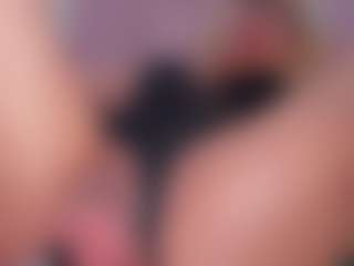 CataleyaBianchi's Live Sex Cam Show