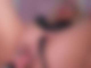 CataleyaBianchi's Live Sex Cam Show