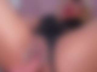 CataleyaBianchi's Live Sex Cam Show