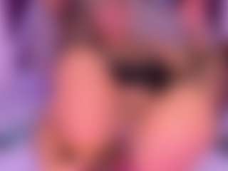 CataleyaBianchi's Live Sex Cam Show