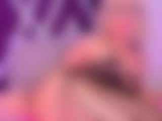 Live cam show with CataleyaBianchi - Girlnextdoor on SinfulBabes