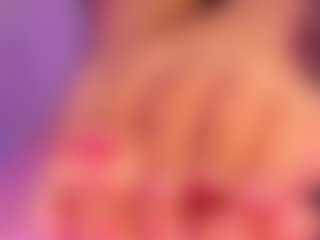 Live cam show with CataleyaBianchi - Girlnextdoor on liverealitysex.com