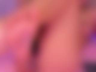 Live cam show with CataleyaBianchi - Girlnextdoor on Camming Site