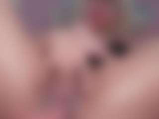 CataleyaBianchi's Live Sex Cam Show